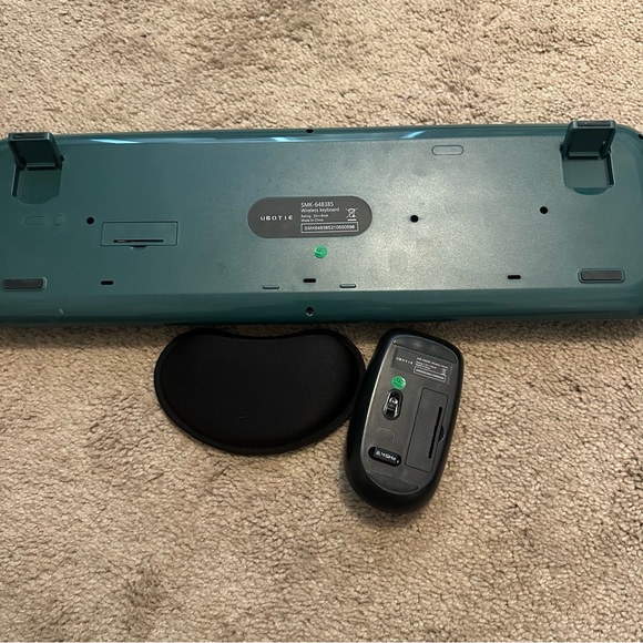 Wireless Mouse & Keyboard Set - Picture 4 of 4